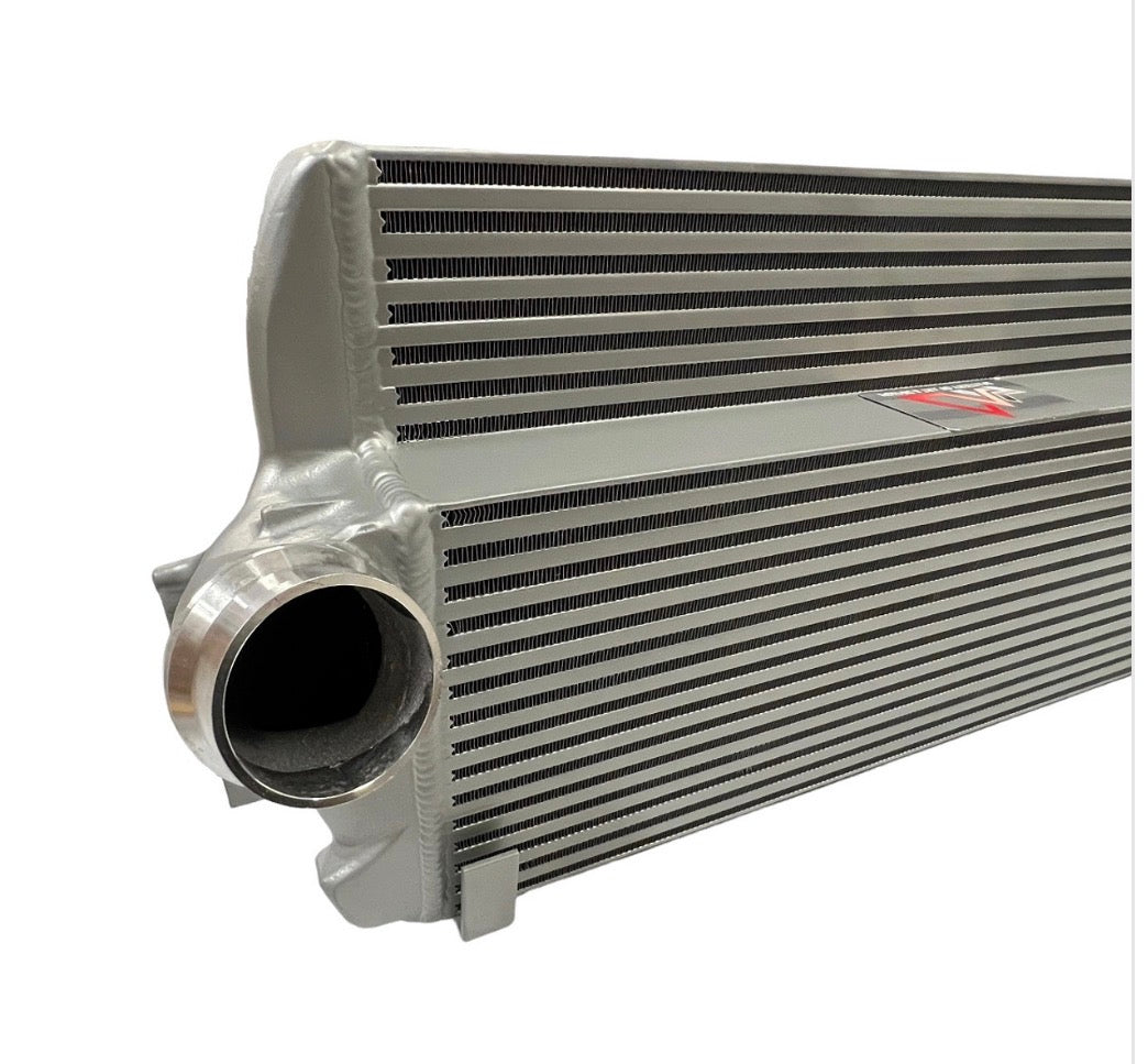 MAD BMW Stepped Core 535 640 High Density Race Intercooler