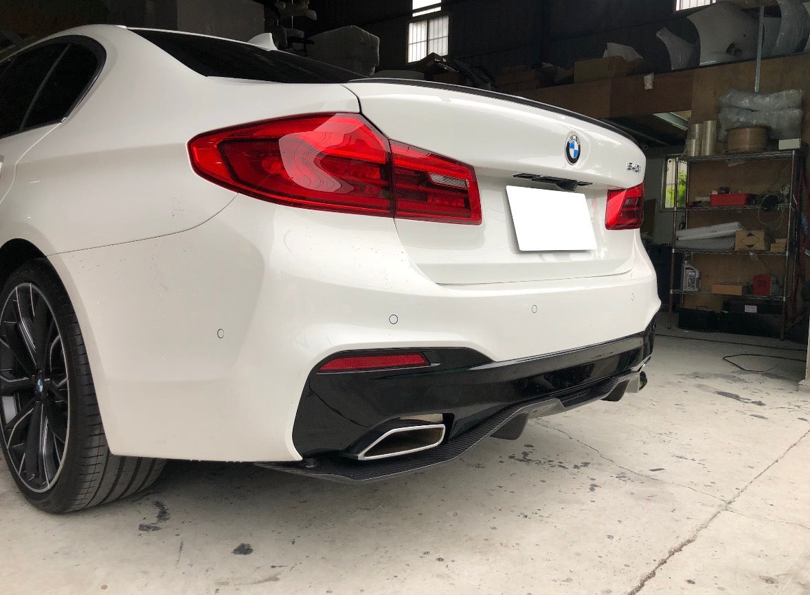 G30 5 Series Carbon Fiber Undertray Diffuser