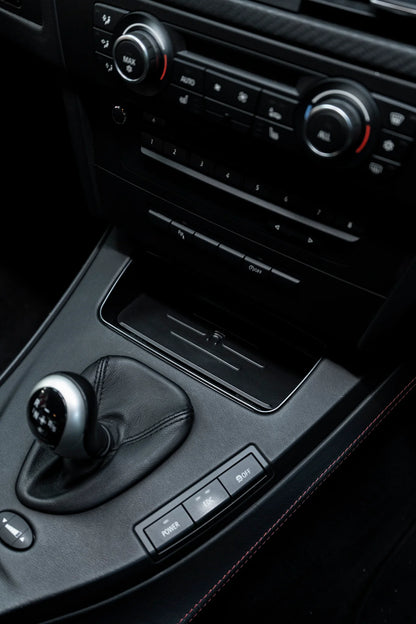BMW E8x/E9x INDUKTIV Wireless Device Charging Unit