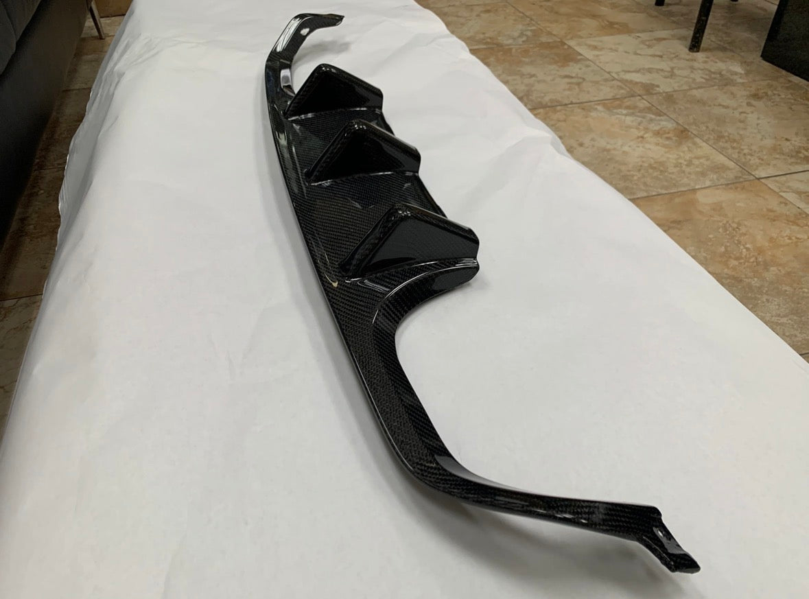 F8x M3/M4 Big Fin Performance Carbon Fiber Rear Diffuser