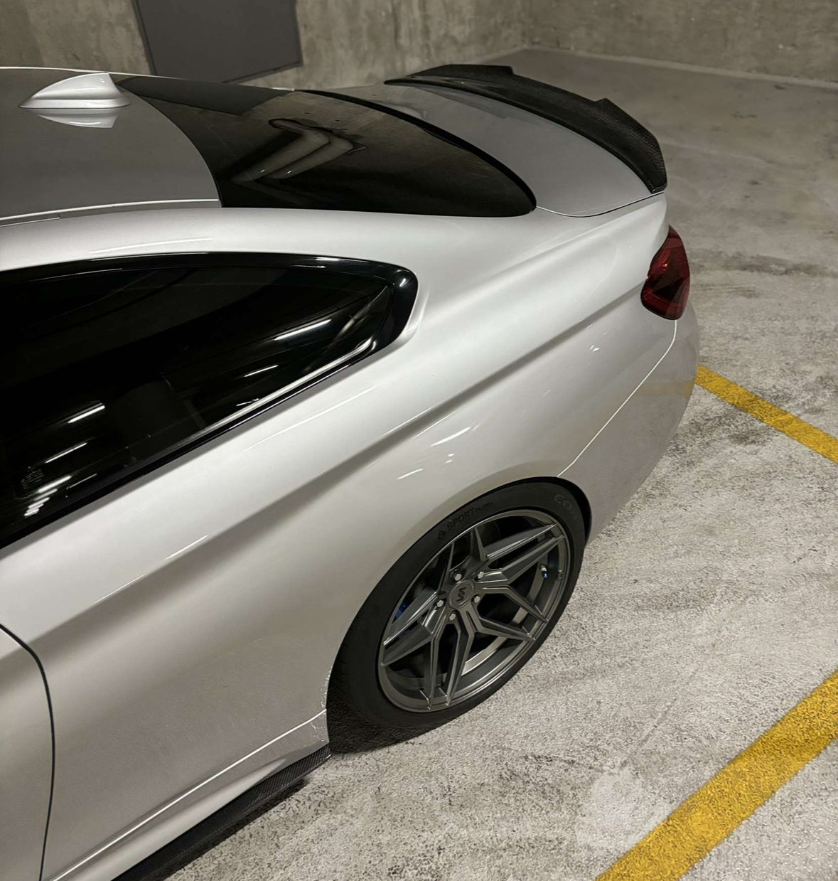 F32 Carbon Fiber V2 Spoiler