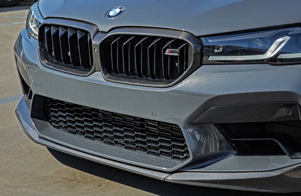 F90 M5 LCI AutoTecknic Replacement Dry Carbon Grille Surround