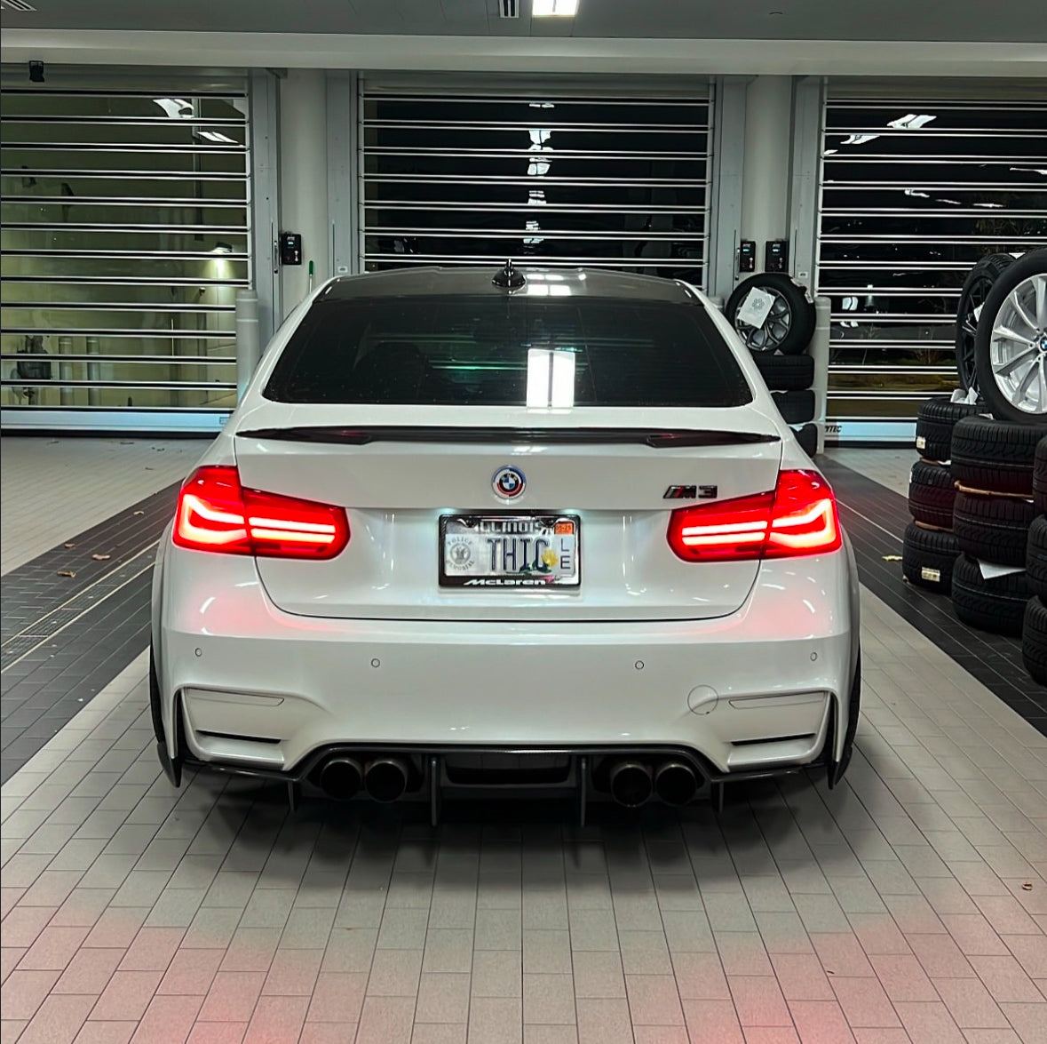 F8x M3/M4 PSM Style Rear Carbon Fiber Diffuser