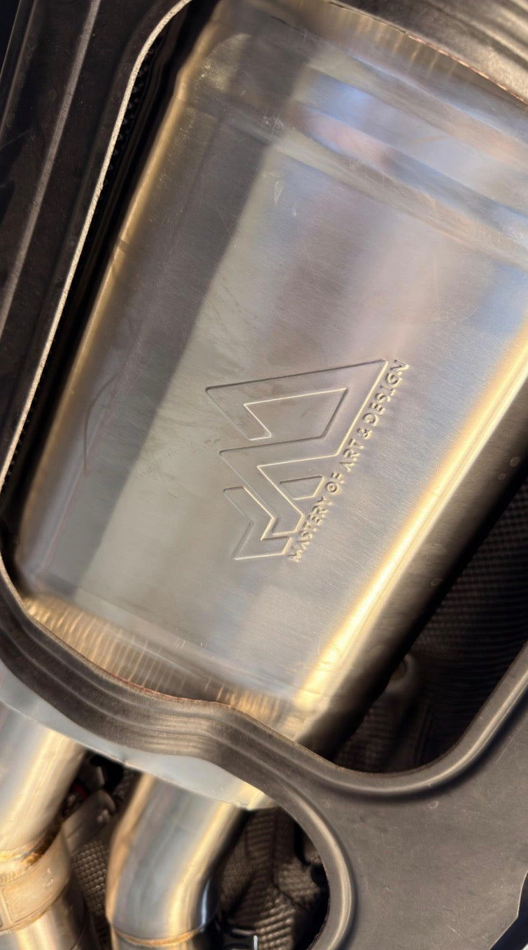 MAD BMW G90 M5 Axle-Back