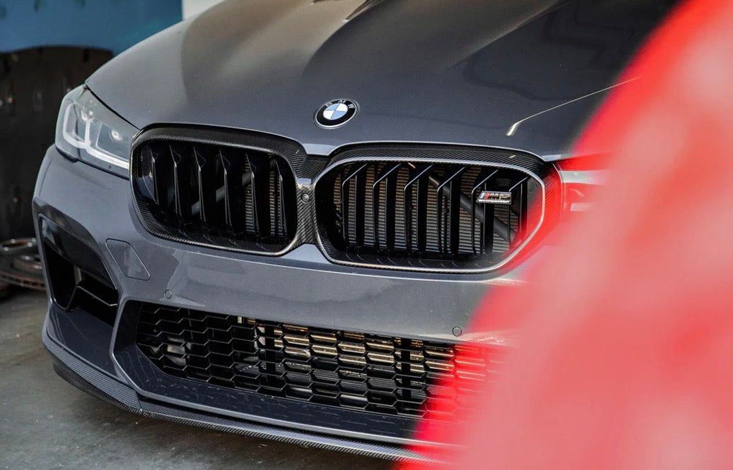 F90 M5 LCI AutoTecknic Replacement Dry Carbon Grille Surround