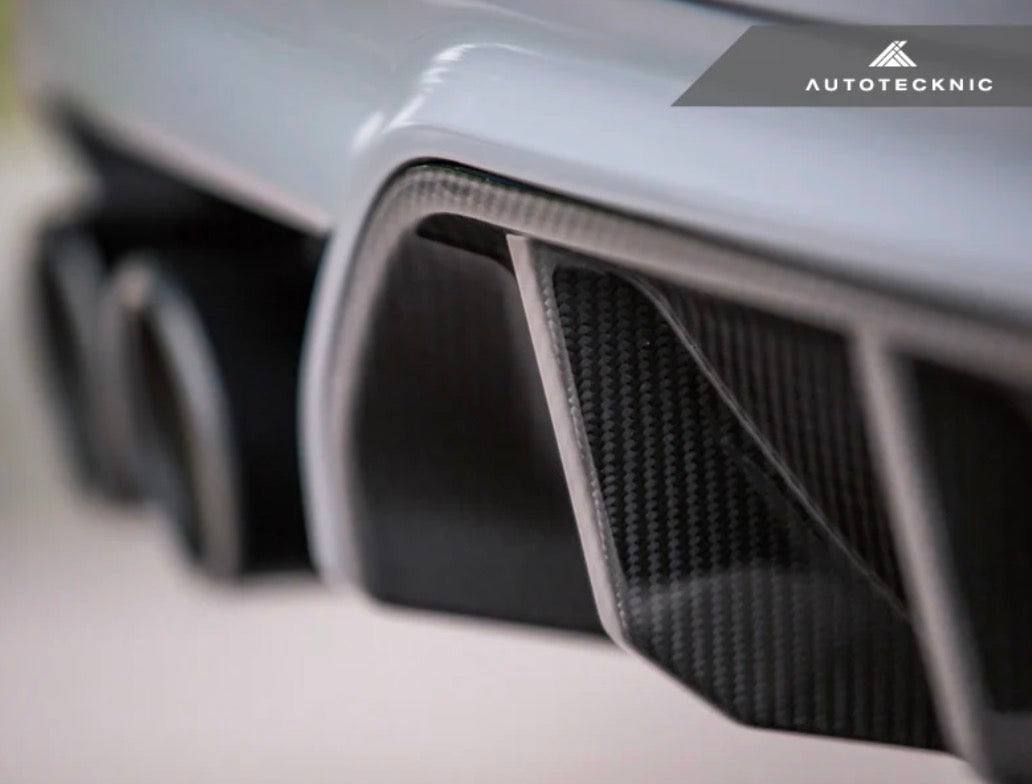 AutoTecknic Dry Carbon Competition Rear Diffuser - BMW F90 M5