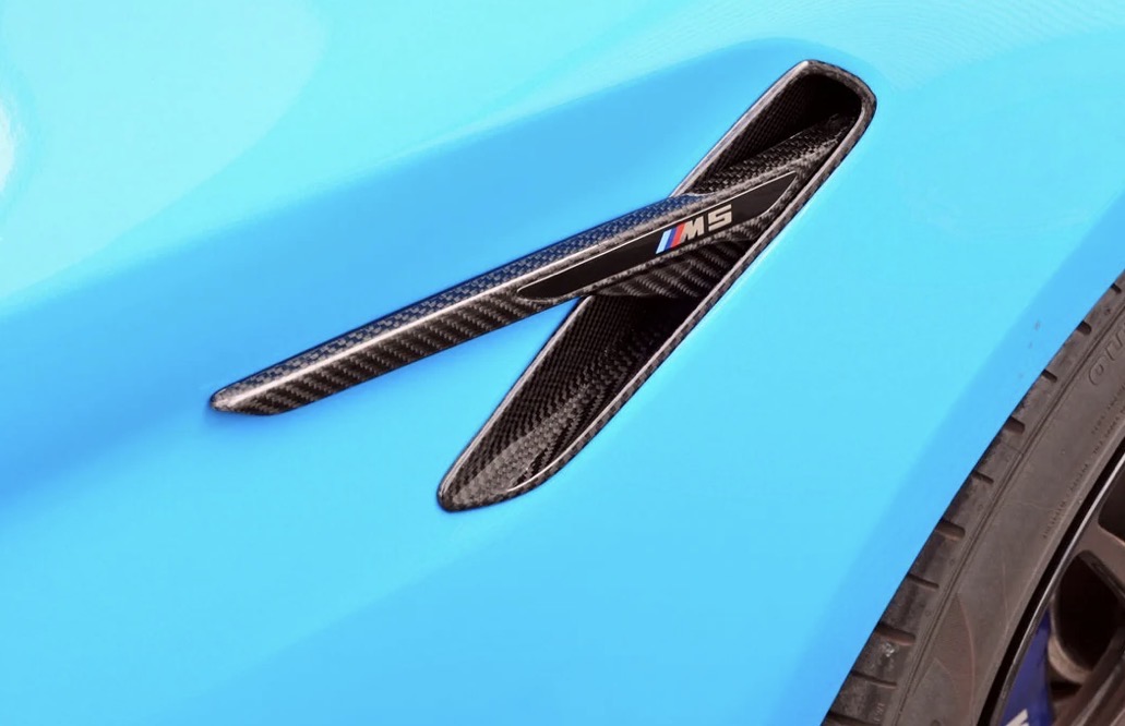 AutoTecknic Dry Carbon Fiber Fender Pocket Set - F90 M5 | M5 Competition