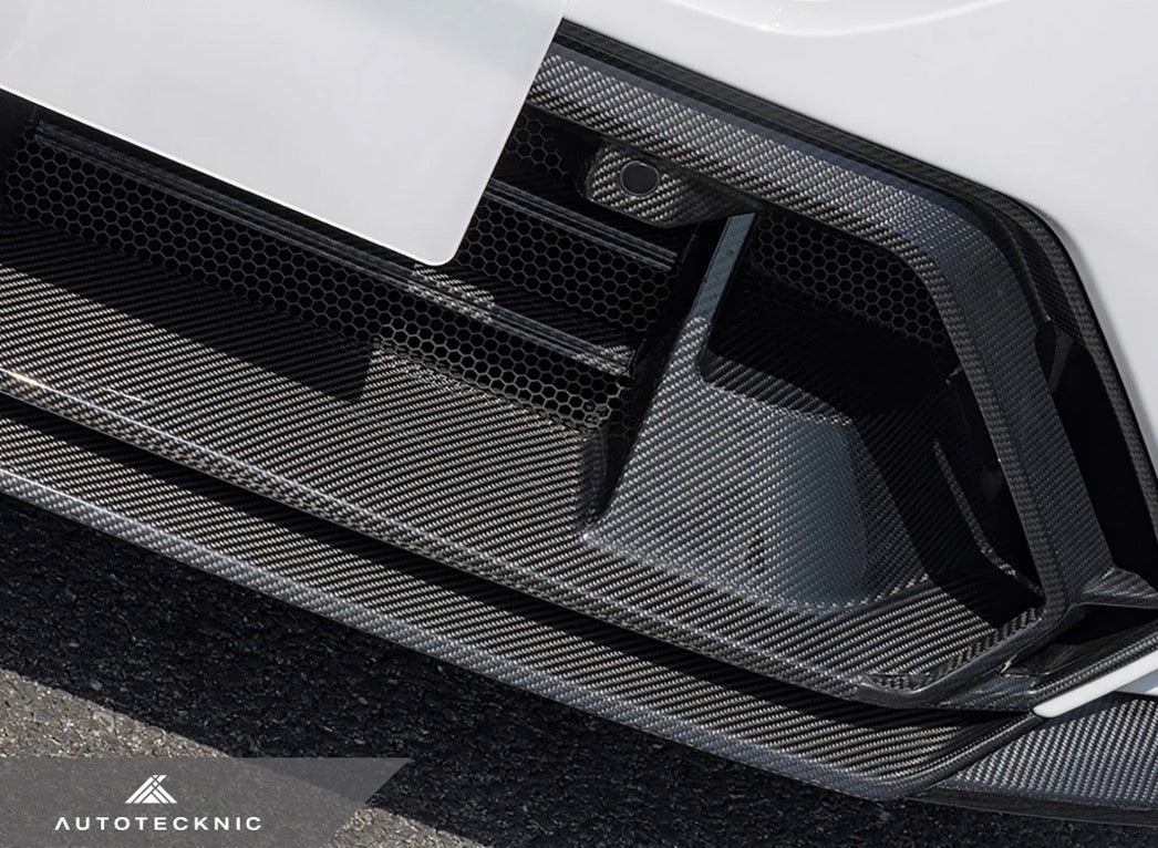 Autotecknic SQ-Aero Dry Carbon Fiber Front Bumper Center Trim - G90 / G99 M5