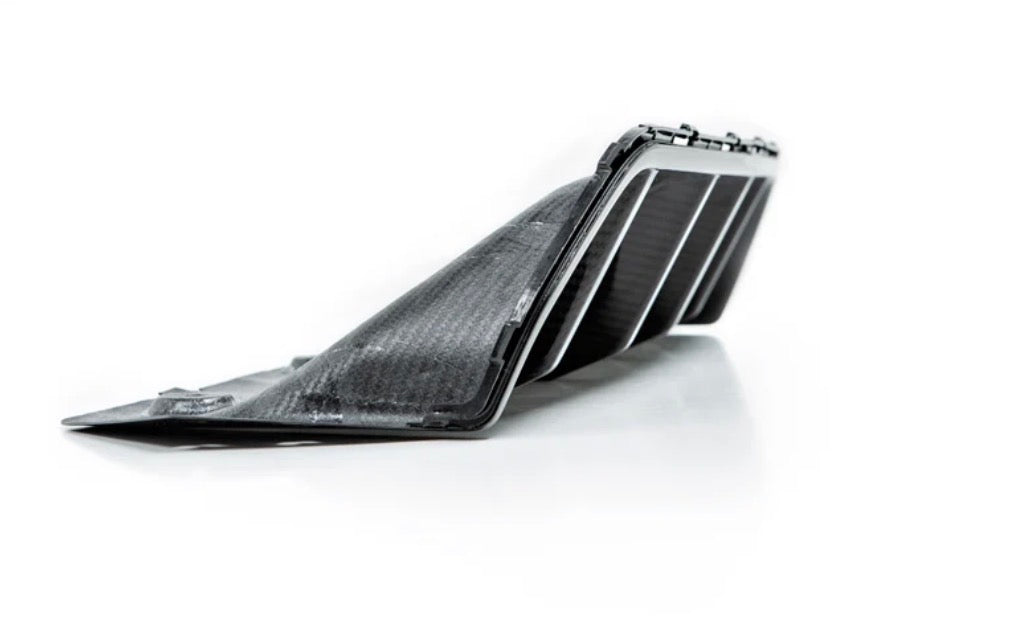 AutoTecknic Dry Carbon Competition Rear Diffuser - BMW F90 M5