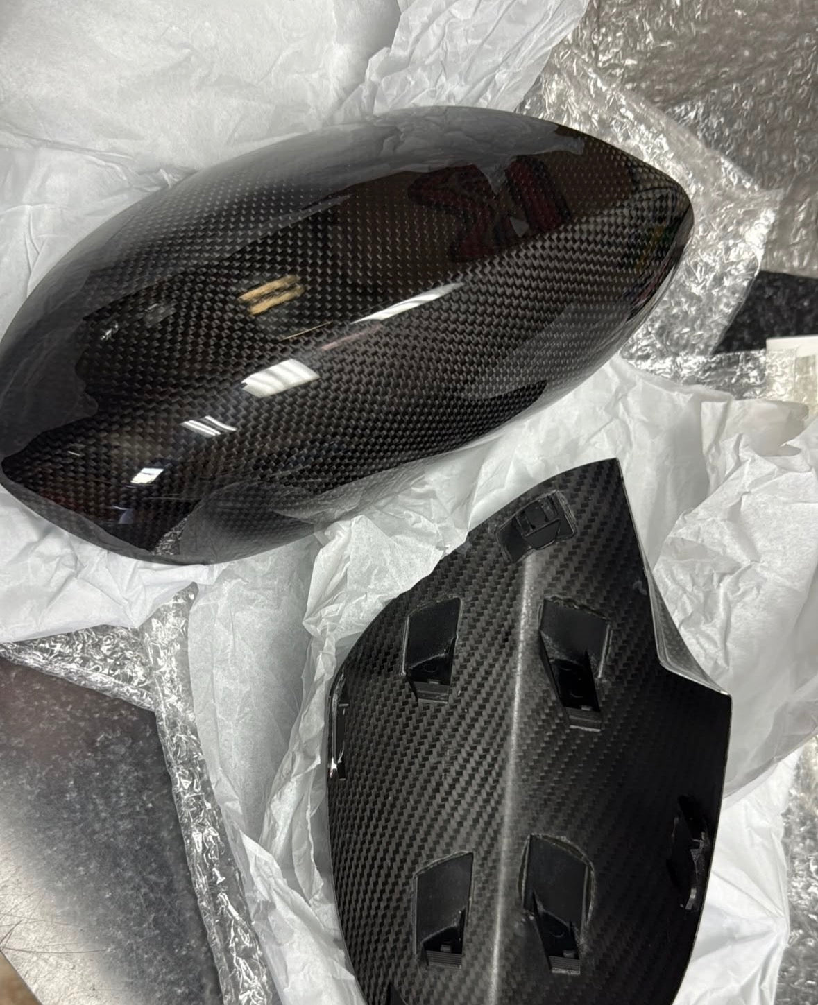 E9x M3 Carbon Fiber Mirror Caps (1x1 Weave)