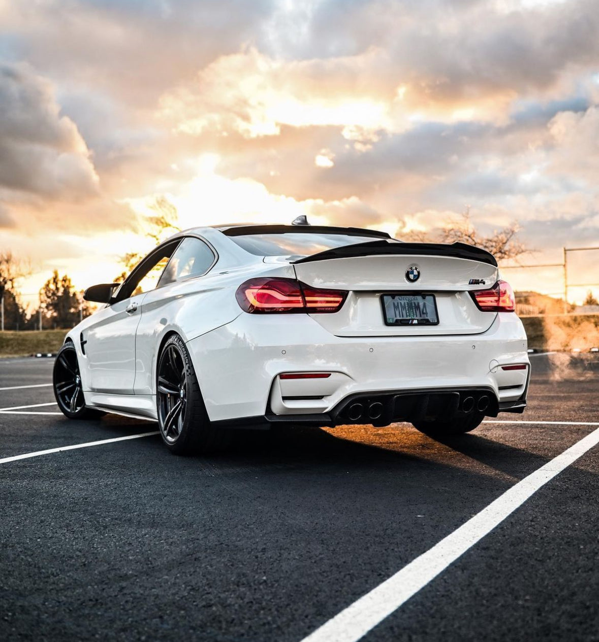 F82 M4 V2 Carbon Fiber Spoiler