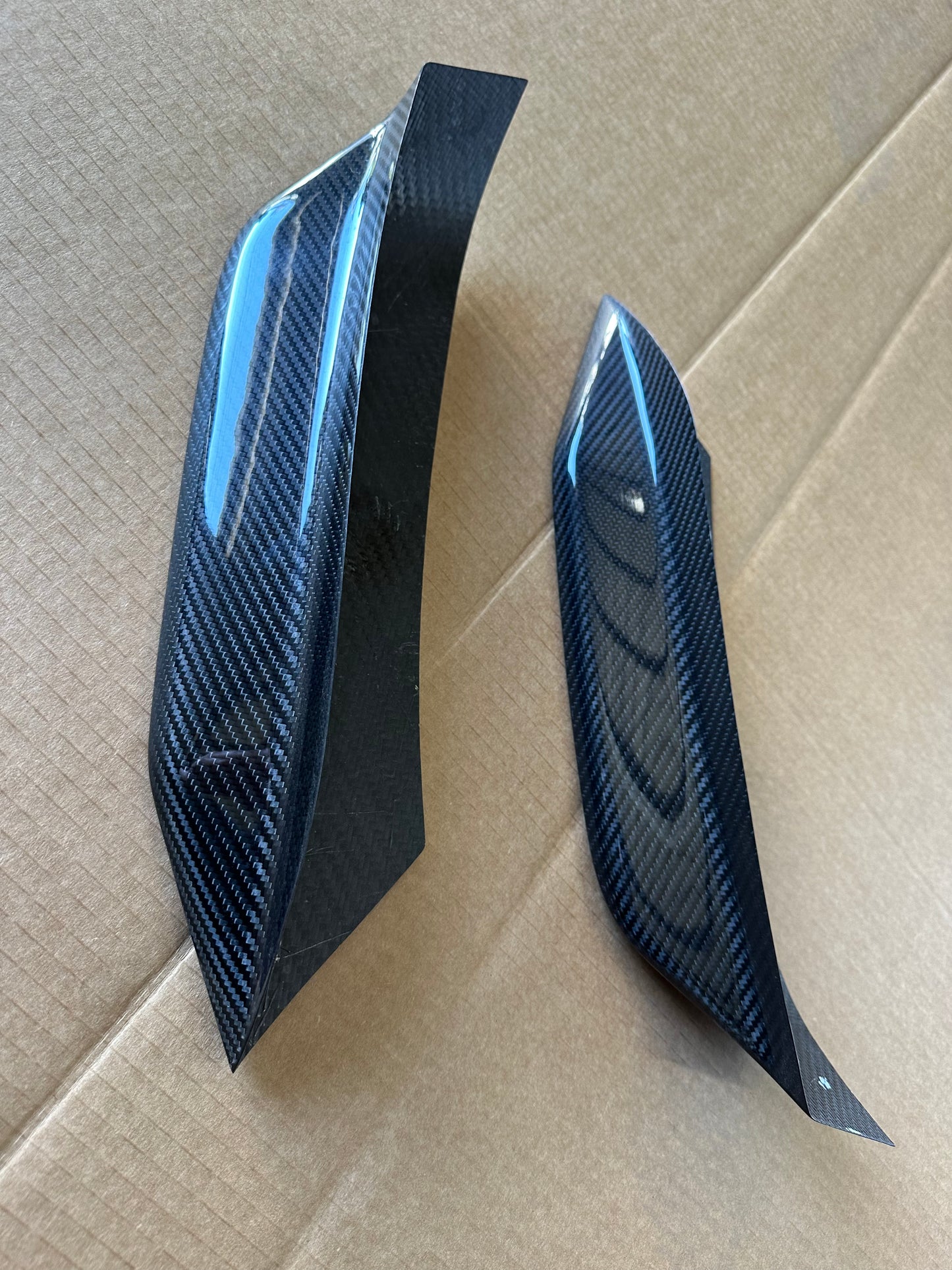 F8x M3/M4 Carbon Fiber Bumper Trim V2