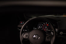 Lade das Bild in den Galerie-Viewer, P3 V3 OBD2 - Mk5 Toyota Supra Gauge (2019+)
