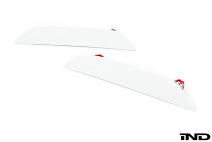 iND f90 m5 painted rear reflector set - iND Distribution