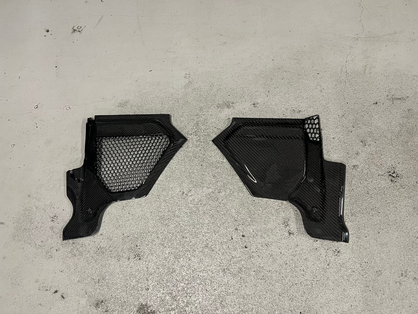 G2x/G8x Carbon Fiber Engine Bay Cowl Panels