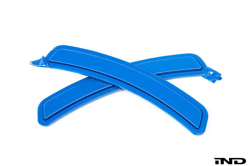 iND f39 x2 painted front reflector set - iND Distribution