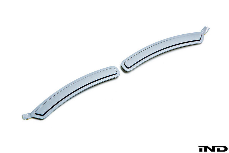 iND f87 m2 painted front reflector set - iND Distribution