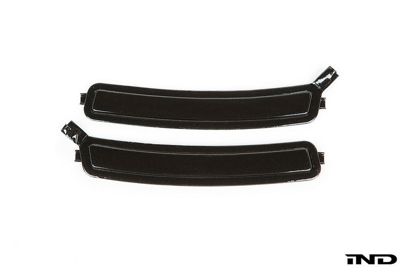 iND f90 m5 painted front reflector set - iND Distribution