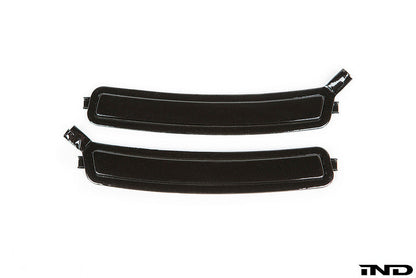 iND f90 m5 painted front reflector set - iND Distribution