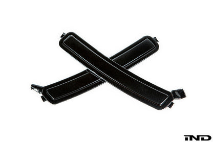 iND f90 m5 painted front reflector set - iND Distribution