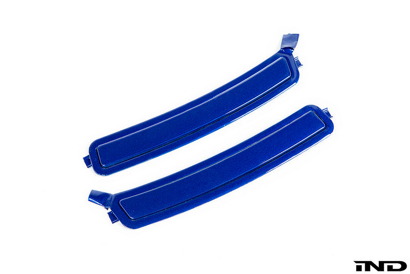 iND f90 m5 painted front reflector set - iND Distribution