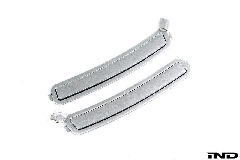 iND f90 m5 painted front reflector set - iND Distribution