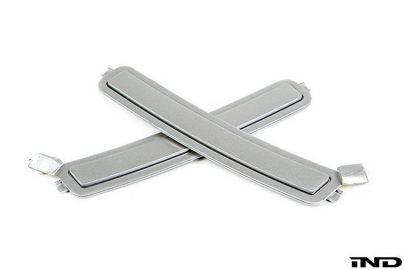 iND f90 m5 painted front reflector set - iND Distribution