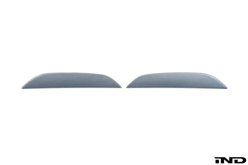 iND f90 m5 painted rear reflector set - iND Distribution