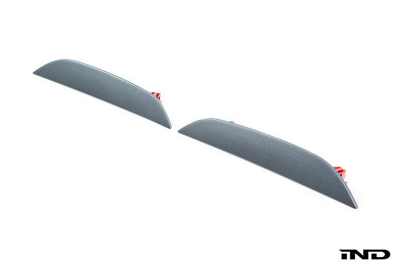 iND f90 m5 painted rear reflector set - iND Distribution