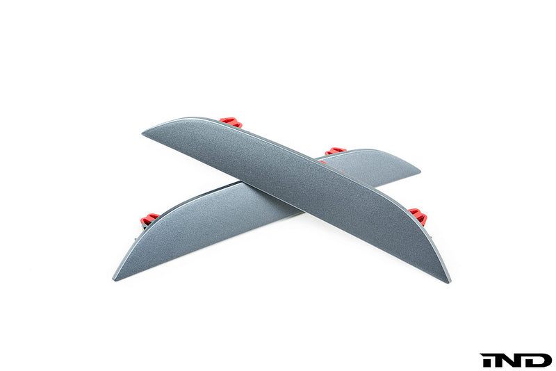 iND f90 m5 painted rear reflector set - iND Distribution