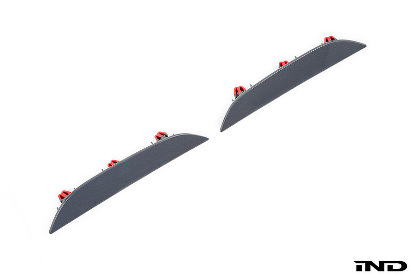 iND f90 m5 painted rear reflector set - iND Distribution