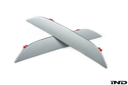 iND f90 m5 painted rear reflector set - iND Distribution