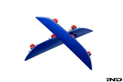 iND f90 m5 painted rear reflector set - iND Distribution