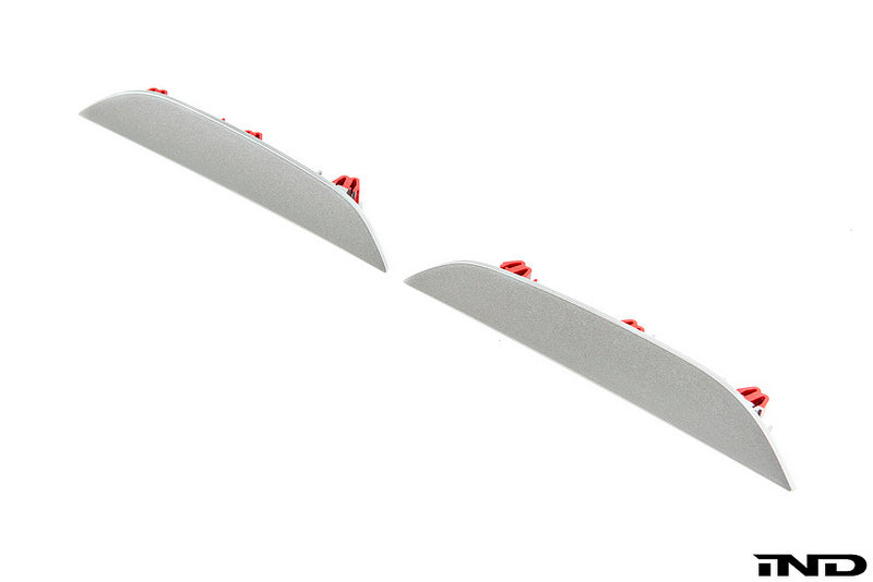 iND f90 m5 painted rear reflector set - iND Distribution