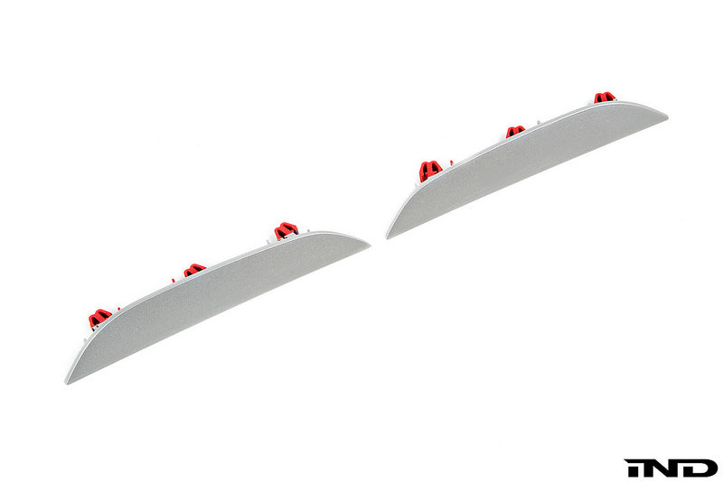 iND f90 m5 painted rear reflector set - iND Distribution