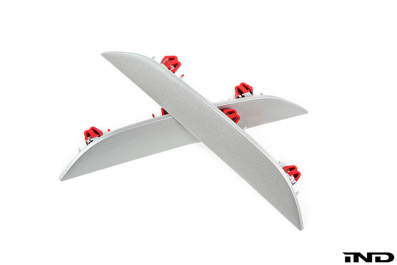 iND f90 m5 painted rear reflector set - iND Distribution