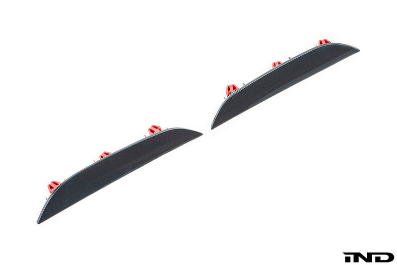 iND f90 m5 painted rear reflector set - iND Distribution