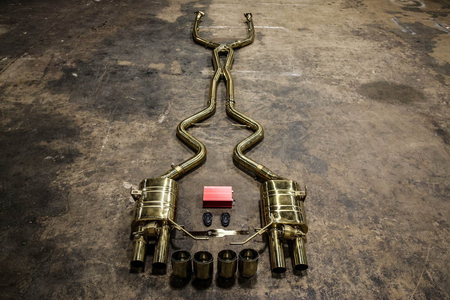 BMW M3 E9x V2 Exhaust (GOLD)