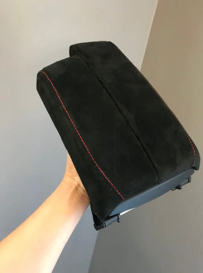 Alcantara Arm Rest (E9x)