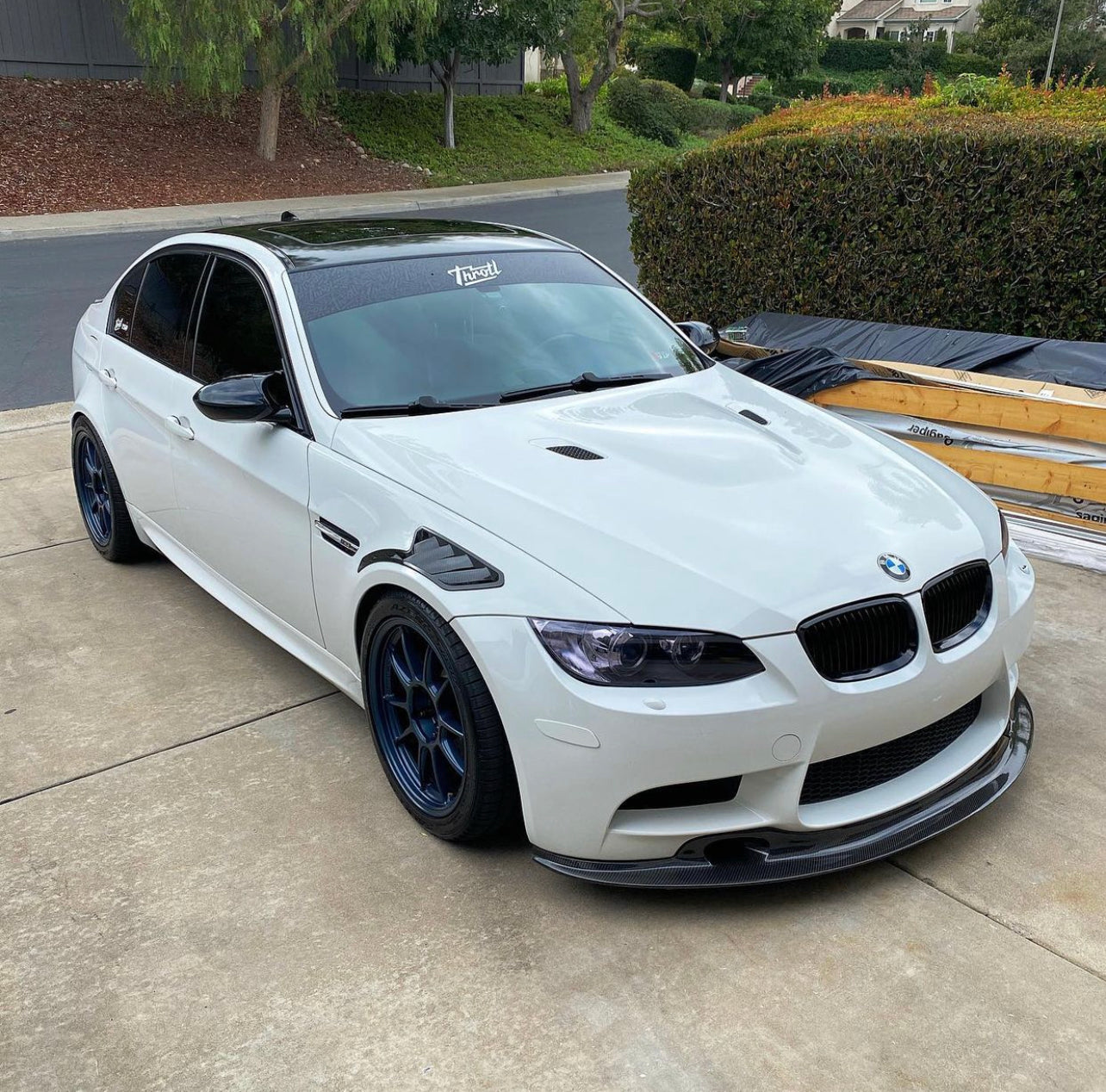 E9x M3 Carbon Fiber Fender Vents