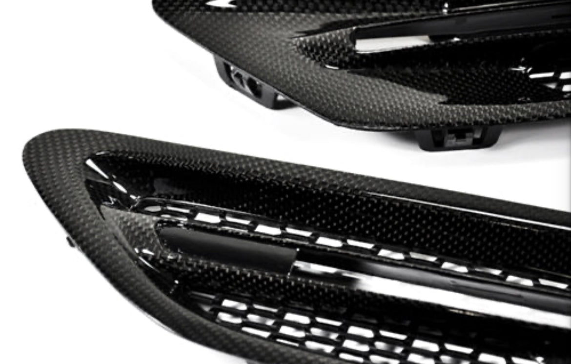 Autotecknic F10 M5 Carbon Fiber Fender Vents