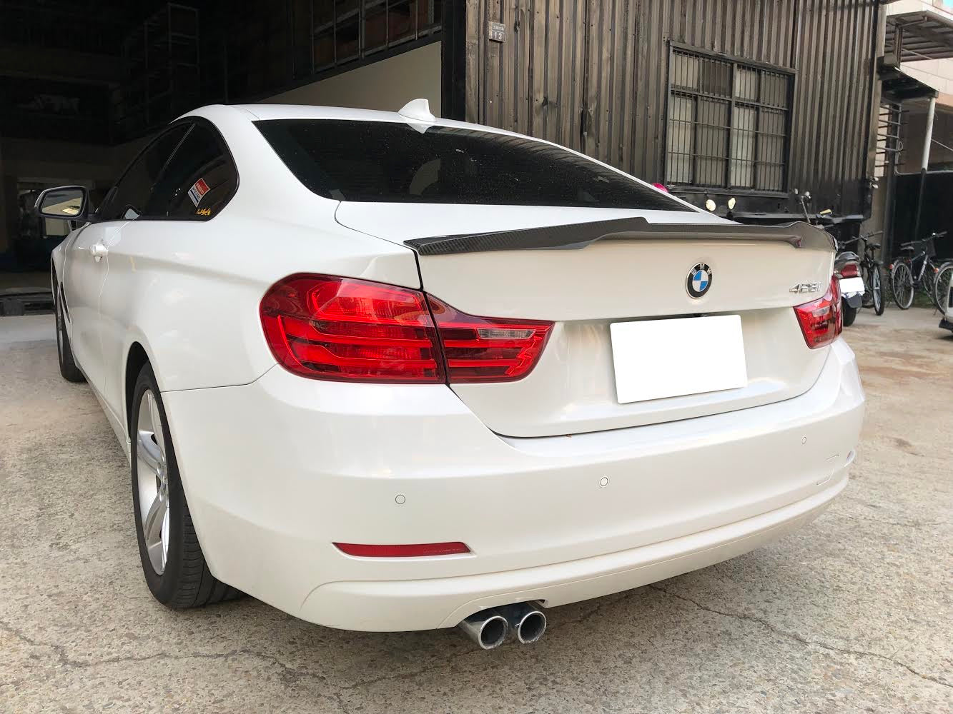 F32 M4 Style Carbon Fiber Spoiler