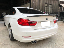 Load image into Gallery viewer, F32 M4 Style Carbon Fiber Spoiler
