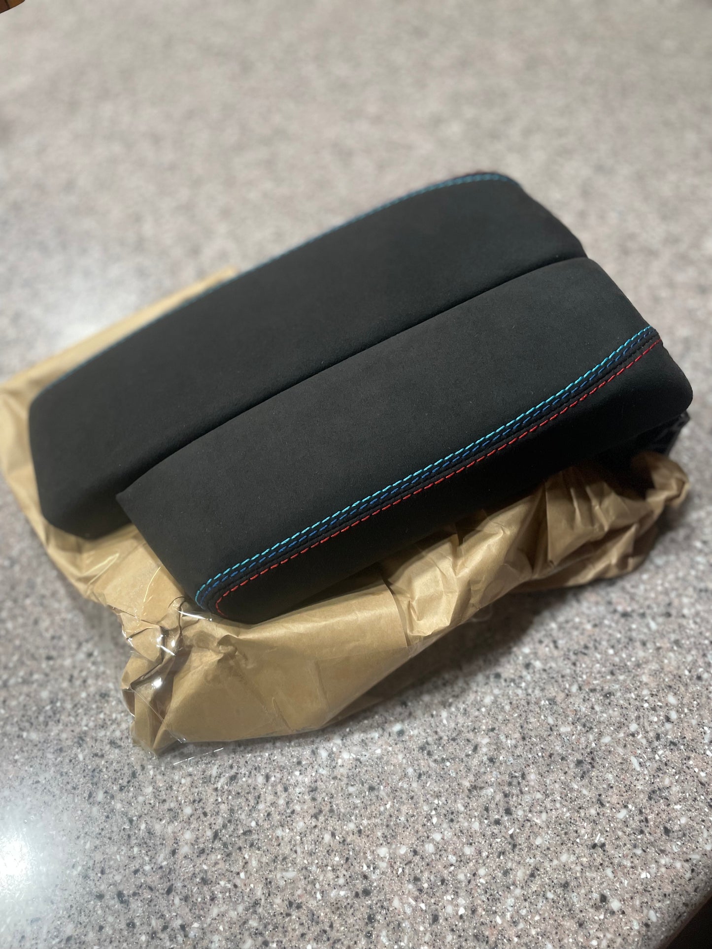 Alcantara Arm Rest (E9x)