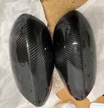 Lade das Bild in den Galerie-Viewer, E9x M3 Carbon Fiber Mirror Caps
