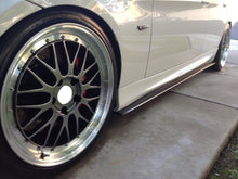 Load image into Gallery viewer, E92/E93 D Style Carbon Fiber Side Skirt Extensions
